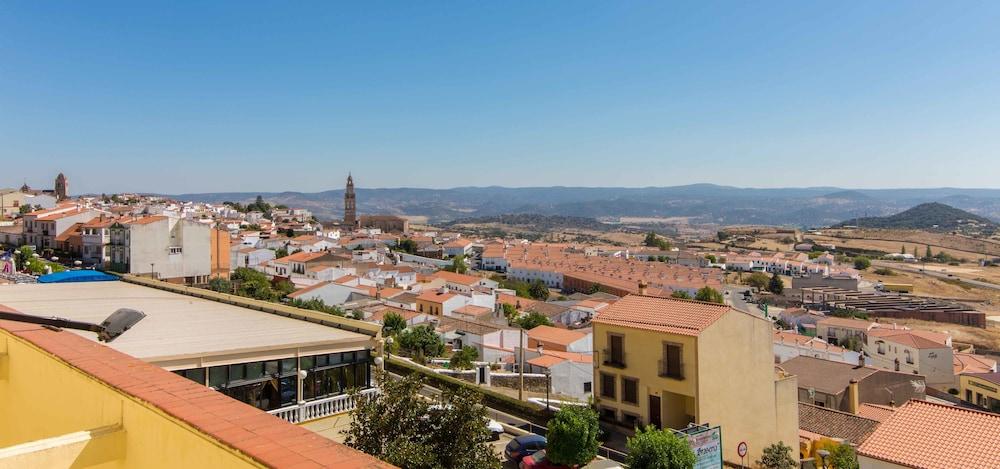 Hotel Los Templarios Jerez De Los Caballeros Eksteriør bilde